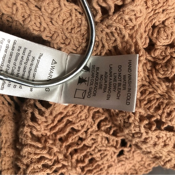 Cute tan retro crochet top - Picture 9 of 9